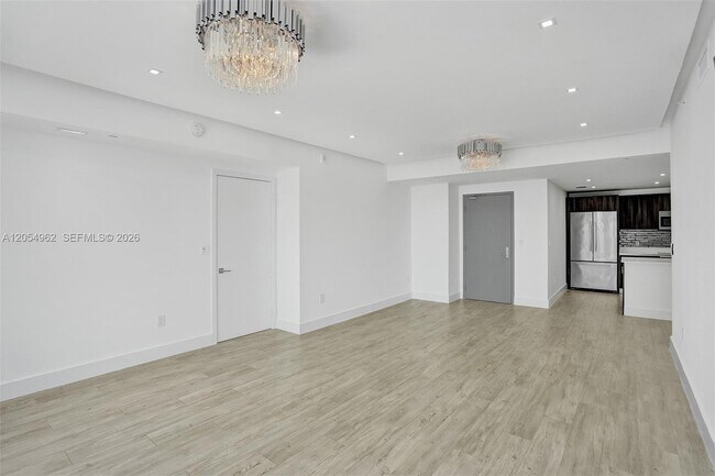 Building Photo - 488 NE 18th St