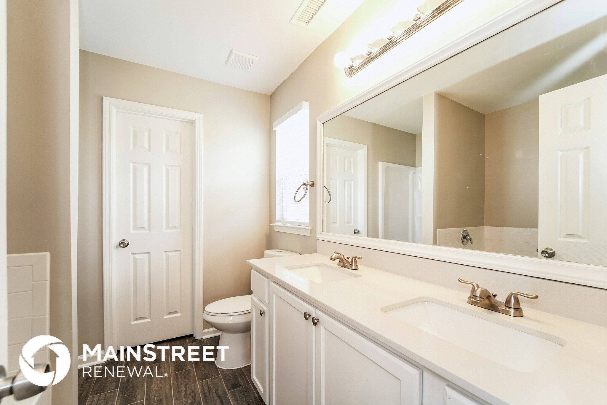 Building Photo - 8615 Appledale Dr