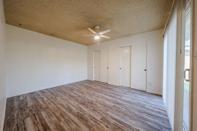 Building Photo - 408 W Oraibi Dr