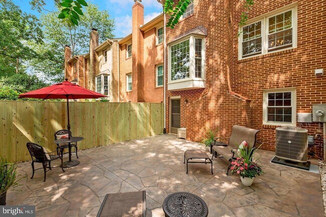 Building Photo - 6571 Snowbell Ln
