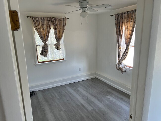 Building Photo - 19 Bennett Rd