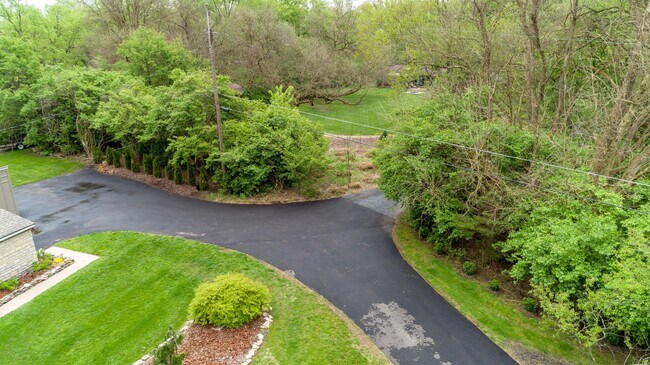 Building Photo - 4200 Dublin Rd