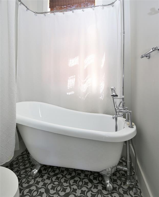 Building Photo - 1409 21st St