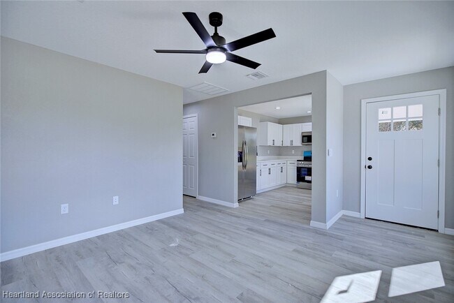 Building Photo - 275 Cumquat Rd NW