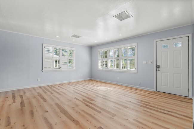 Building Photo - 37 Tarinelli Cir