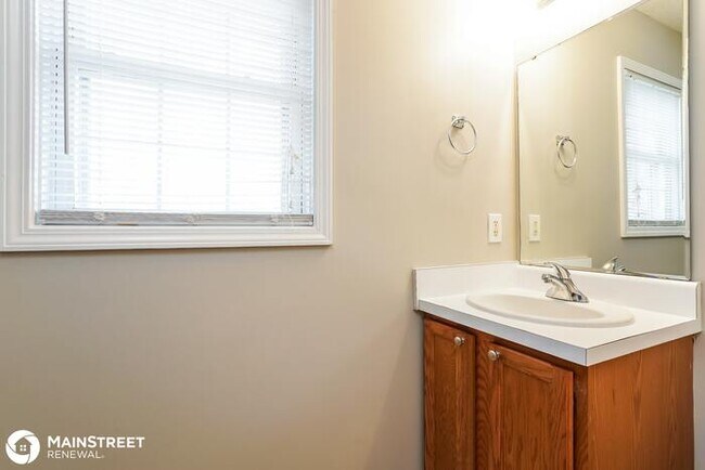 Building Photo - 708 Cook Rd, Durham, NC 27713