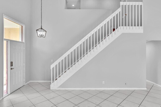 Building Photo - 22492 Middletown Dr