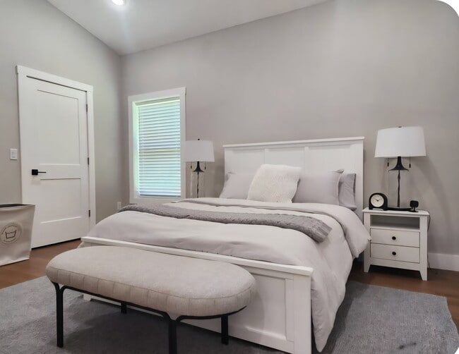 Building Photo - 6384 W Flanders Ln