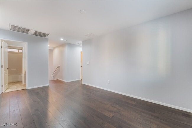 Building Photo - 7607 Peaceful Trellis Dr