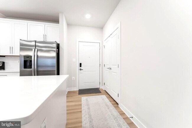 Building Photo - 12875 Mosaic Pk Wy