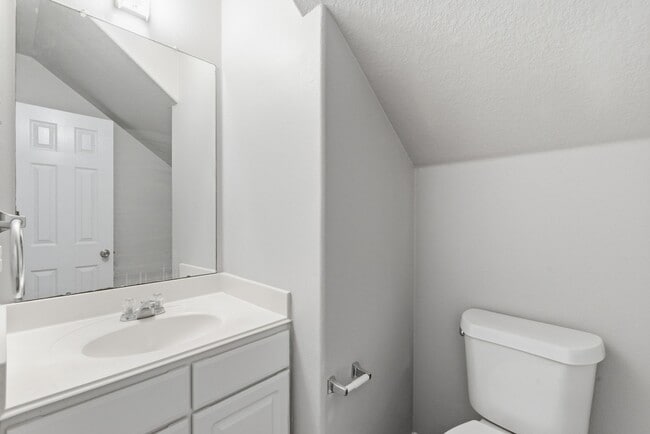 Building Photo - 4910 Conifer Ridge Way