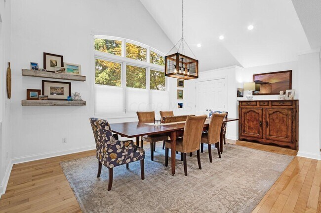 Building Photo - 7093 S Section Line Rd