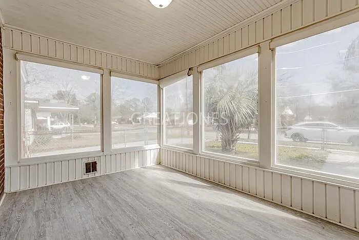 Building Photo - 1339 Hibiscus St