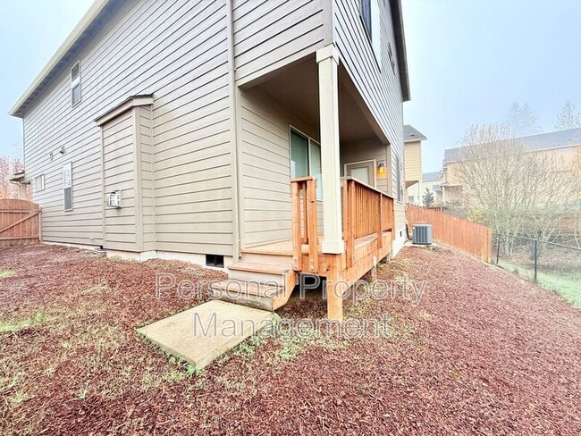 Building Photo - 7408 NE 30th Ave