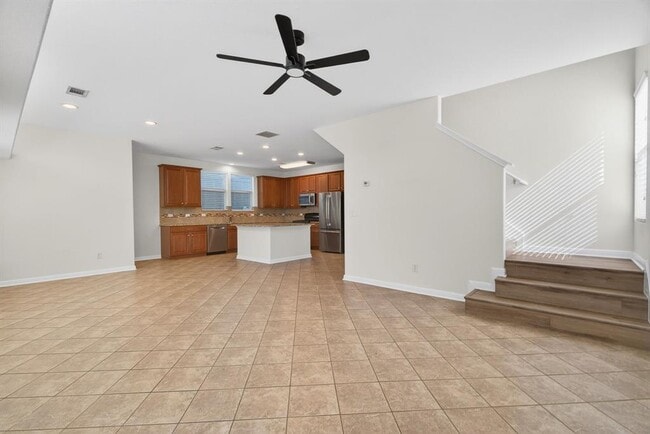 Building Photo - 2068 Herzog