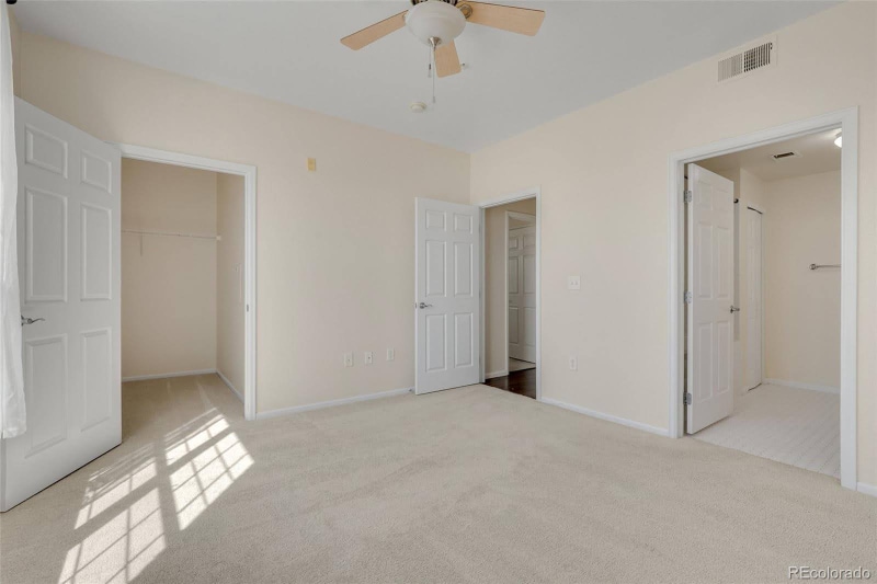 Building Photo - 3875 S Dayton St