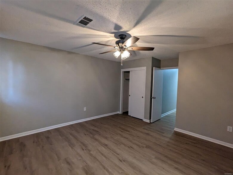 Building Photo - 2629 Old Orchard Ln