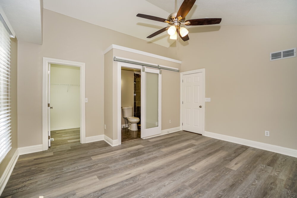 Building Photo - 100 Dakota Ct