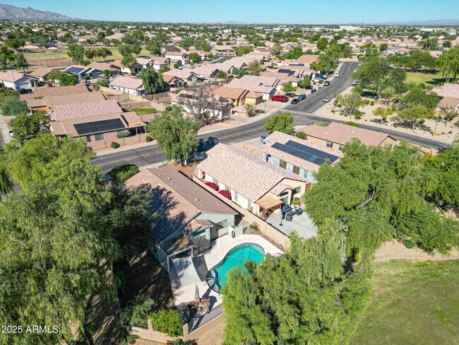 Building Photo - 14635 N 147th Ln