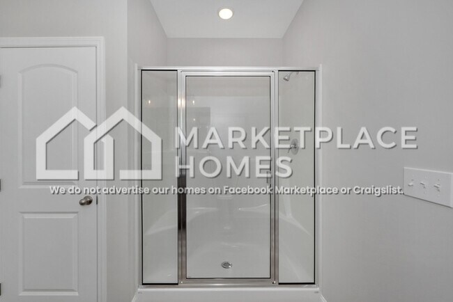 Building Photo - 129 Rose Vly Dr