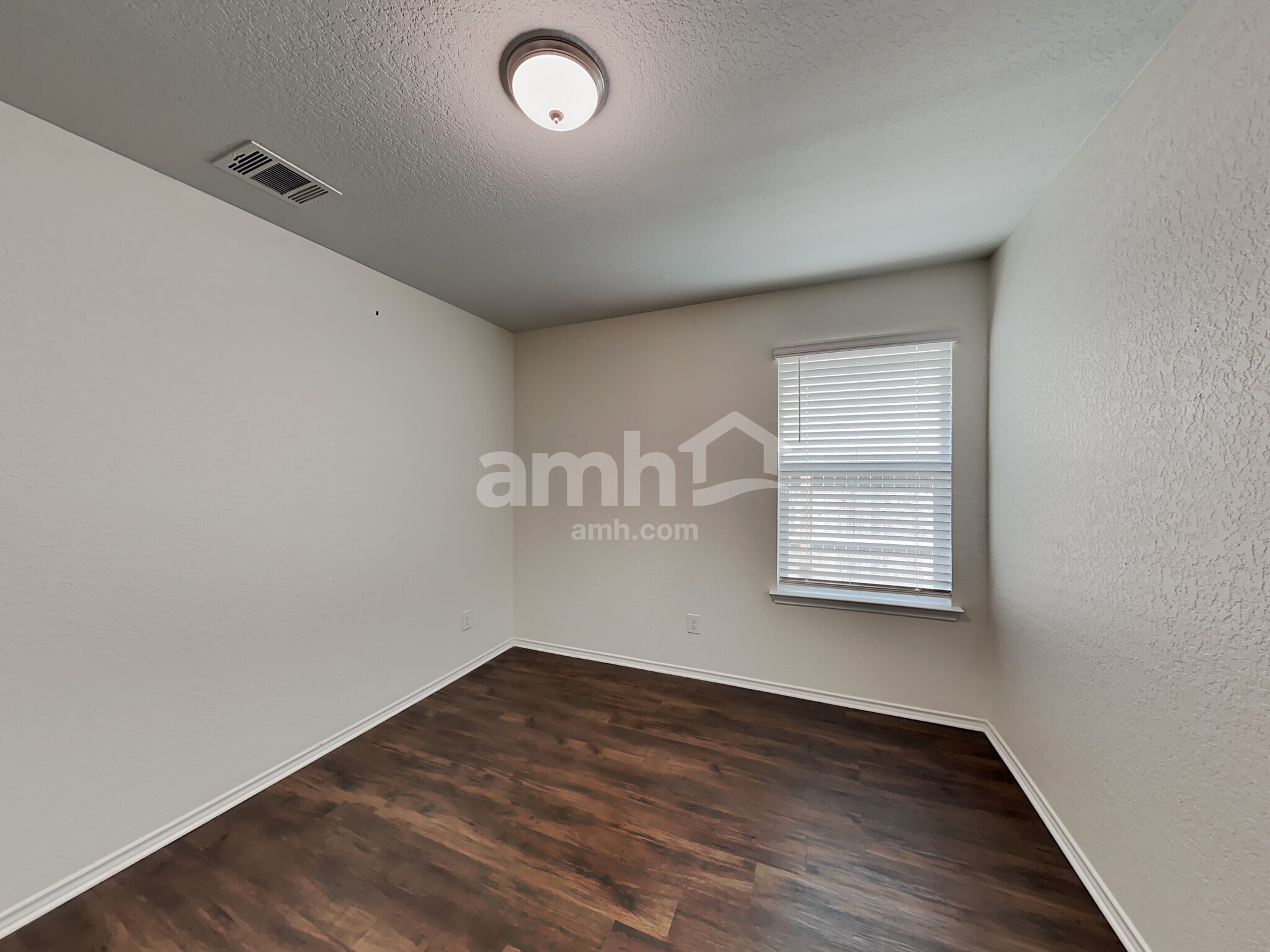 Building Photo - 11814 Mulberry Creek