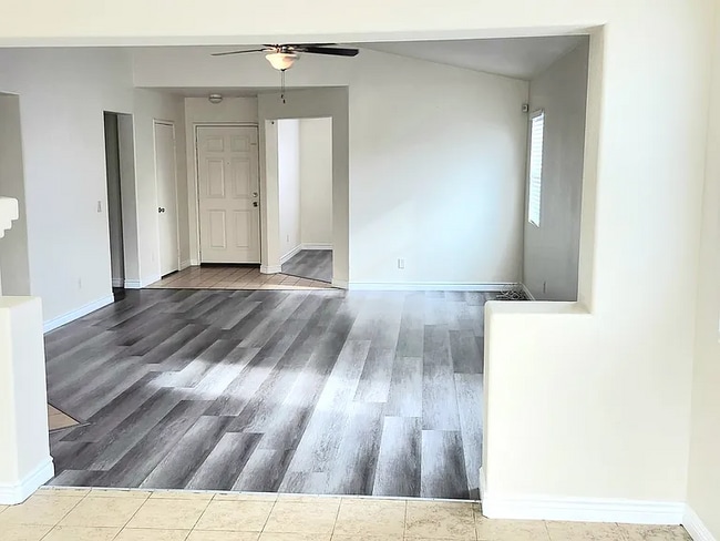 Building Photo - One story home featuring open floor plan