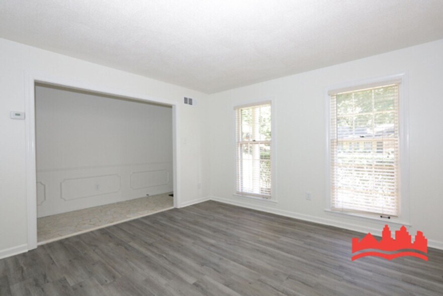 Building Photo - 8241 Misty Meadows Ln