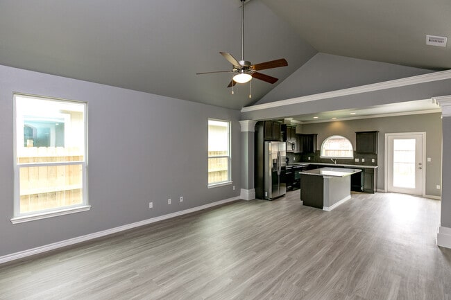 3726 Ahuja- 3/bedroom 2/bath $2200/month - 3726 Ahuja-  3/bedroom 2/bath $2200/month
