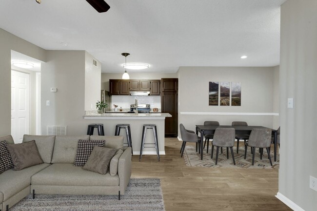 Building Photo - Oak Ridge at Pelham