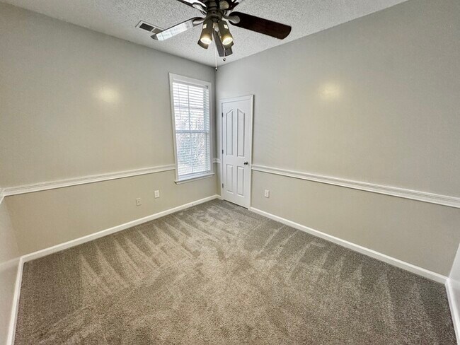 Building Photo - 12240 Longleaf Oak Trail