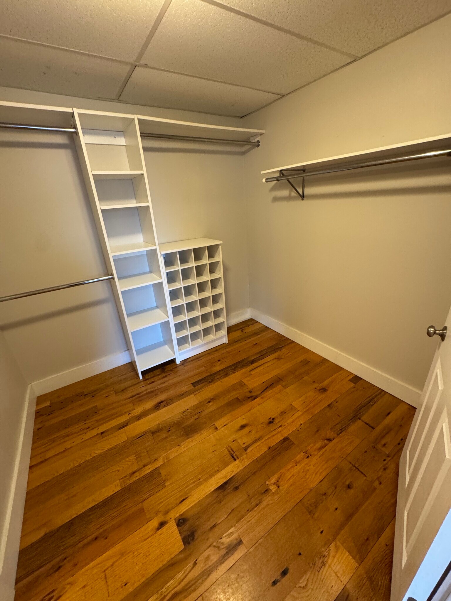 Building Photo - 38 W Main St