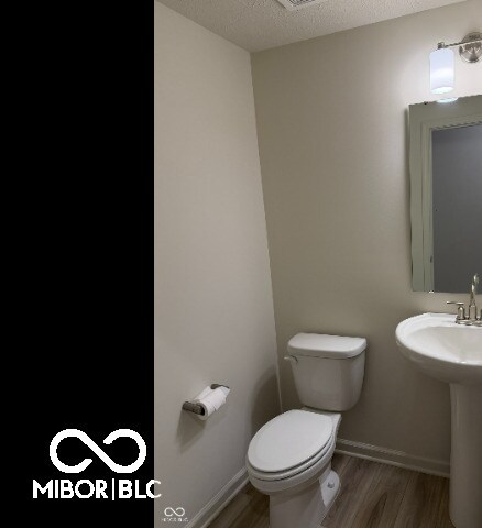 Building Photo - 14517 Pomona Ln