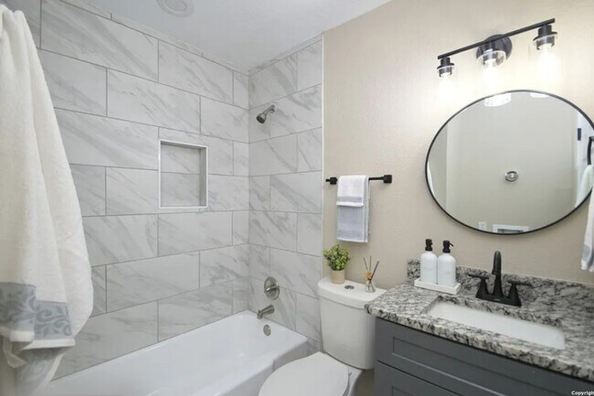 Building Photo - 159 Wayfarer Pl