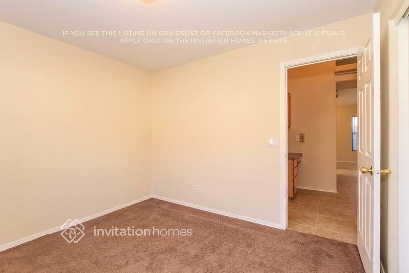 Building Photo - 13014 W Hearn Rd