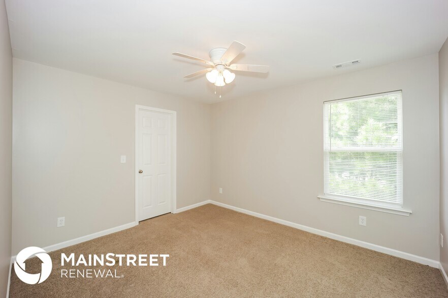 Building Photo - 7319 Parks Trail