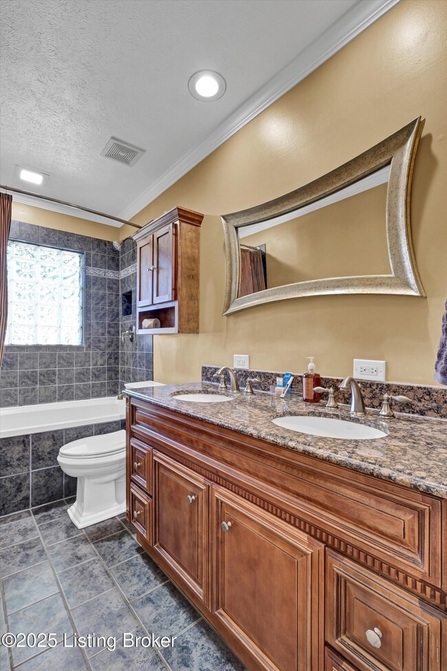 Building Photo - 7405 Ridan Way