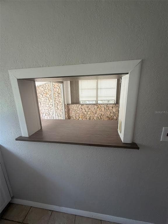 Building Photo - 719 E Martin St