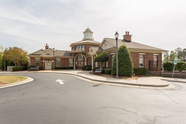 Building Photo - Elegant 4 bedroom Home w/ 1st Floor Office + Basement in Village Square @ Amberly, Cary, Availabl...