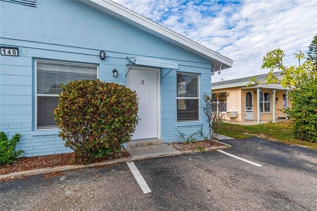 Building Photo - 140 112th Ave N