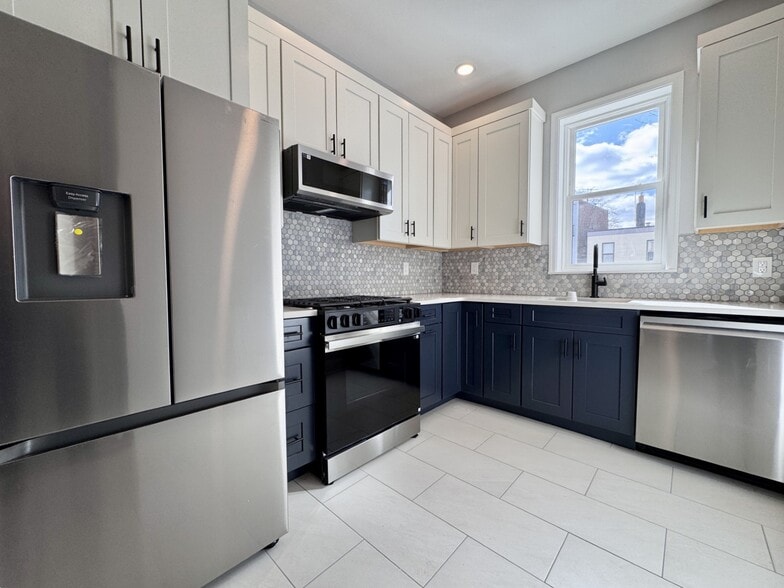 Building Photo - 97 Reservoir Ave