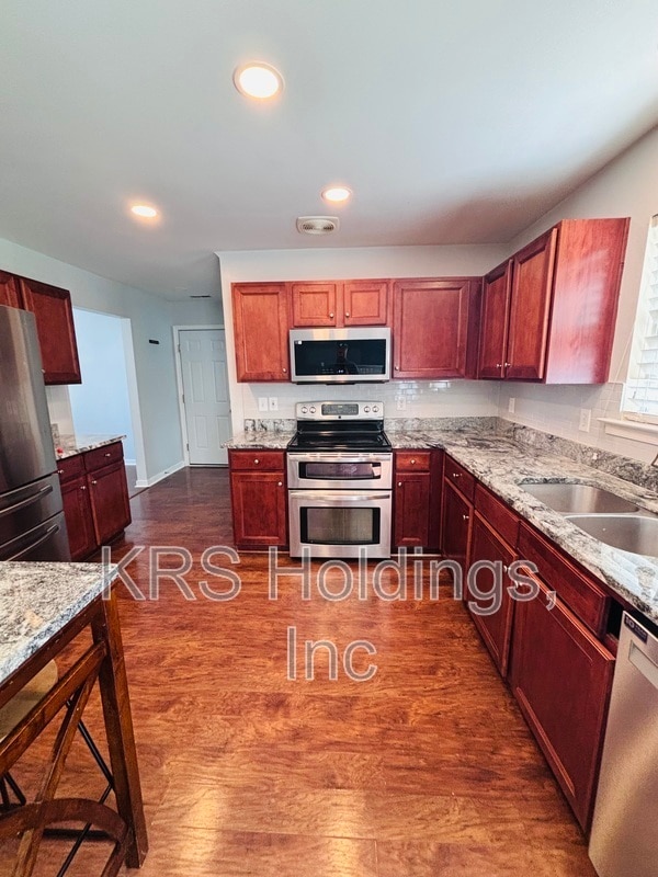 Building Photo - 3407 Thornsett Dr
