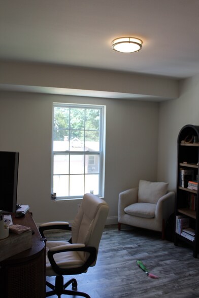 Building Photo - 2166 Catlin Ct
