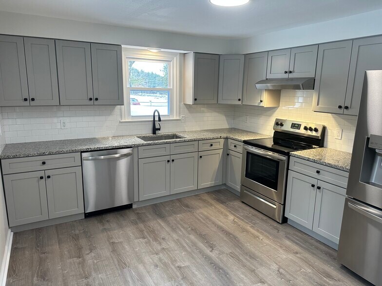 Primary Photo - 1444 Stafford Rd