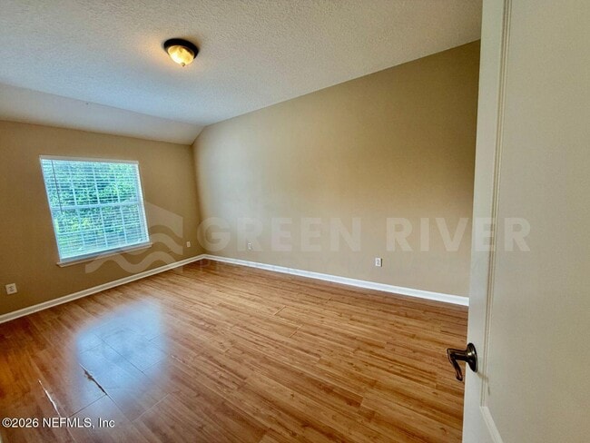 Building Photo - 1462 Scenic Oaks Dr