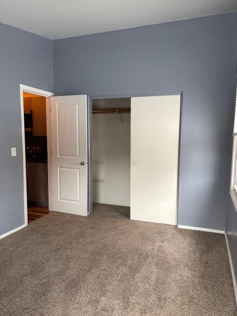 Building Photo - 210 Lox Ct