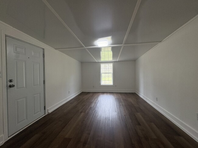 Building Photo - 3679 Rocky Glade Rd