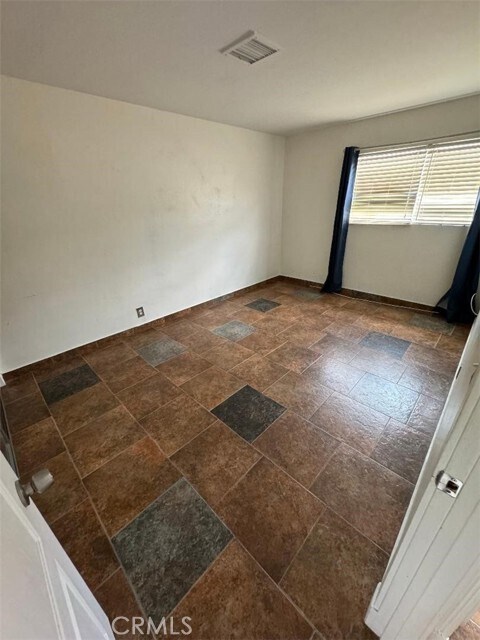 Building Photo - 39161 Bel Air Dr