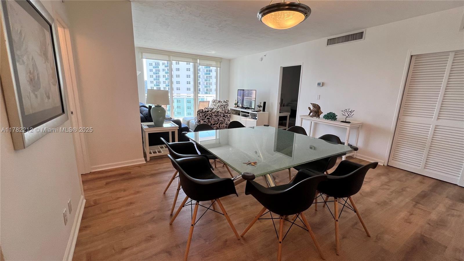 Building Photo - 3001 S Ocean Dr