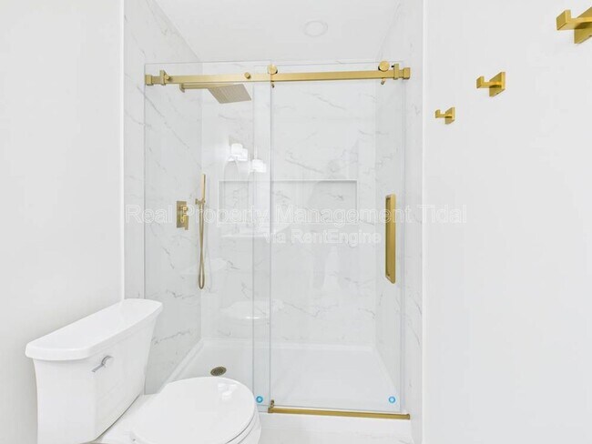 Building Photo - 236 Huntstree Pl