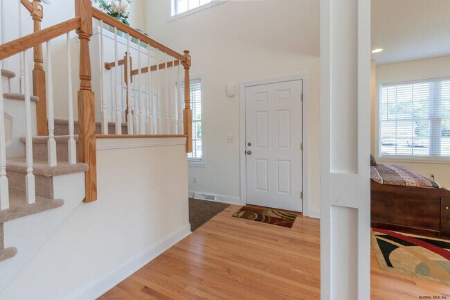 Building Photo - 106 Balsam Way